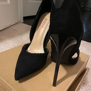 Brand New Black heels